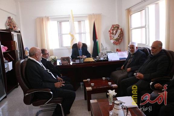 نواب التغيير والإصلاح في محافظة خان يونس يزورون بلدية خزاعة