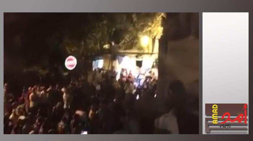 بالفيديو.. هتافات ضد عباس في القدس مساء اليوم الثلاثاء