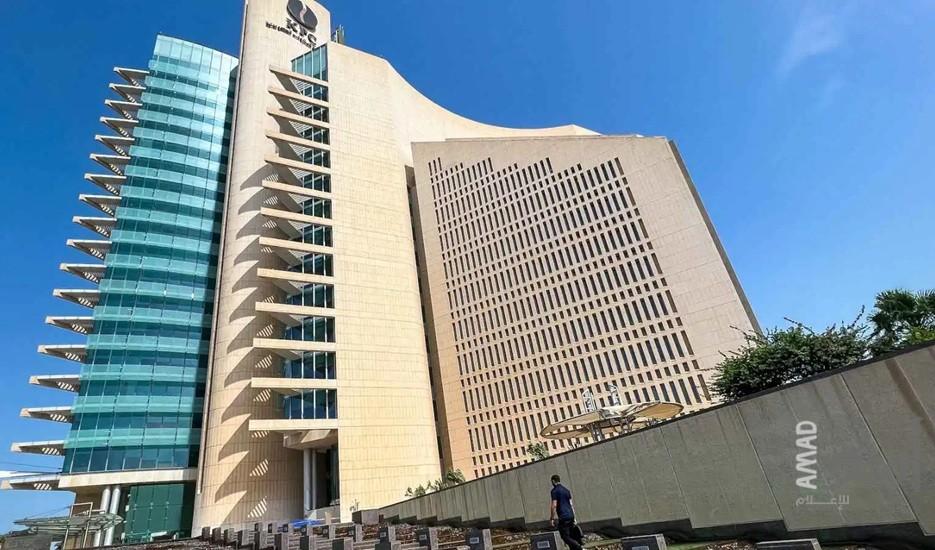الكويت: اندلاع حريق في وحدات بمصفاة ميناء الأحمدي بعد هجمات بمسيرات