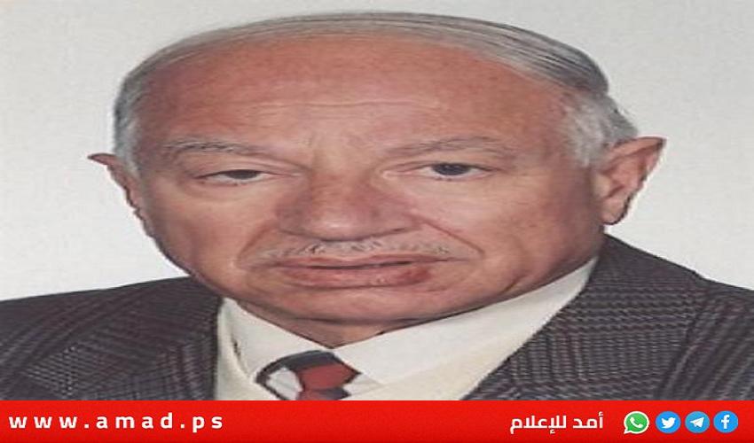 الرئيس عباس يهاتف أسرة المناضل الراحل نعيم الأشهب معزيا برحيله