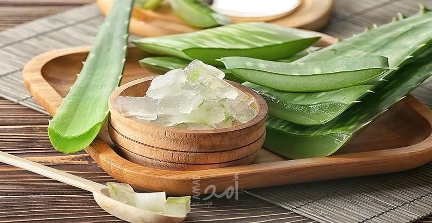 وصفات طبيعية سهلة للتخلص من البقع الداكنة الناتجة عن حب الشباب