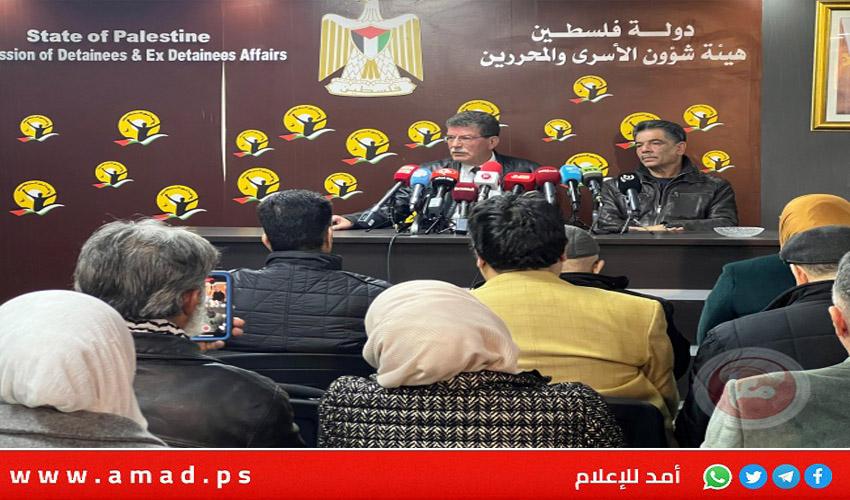 رئيس هيئة شؤون الأسرى فارس يطالب الرئيس عباس سحب مرسوم الرواتب