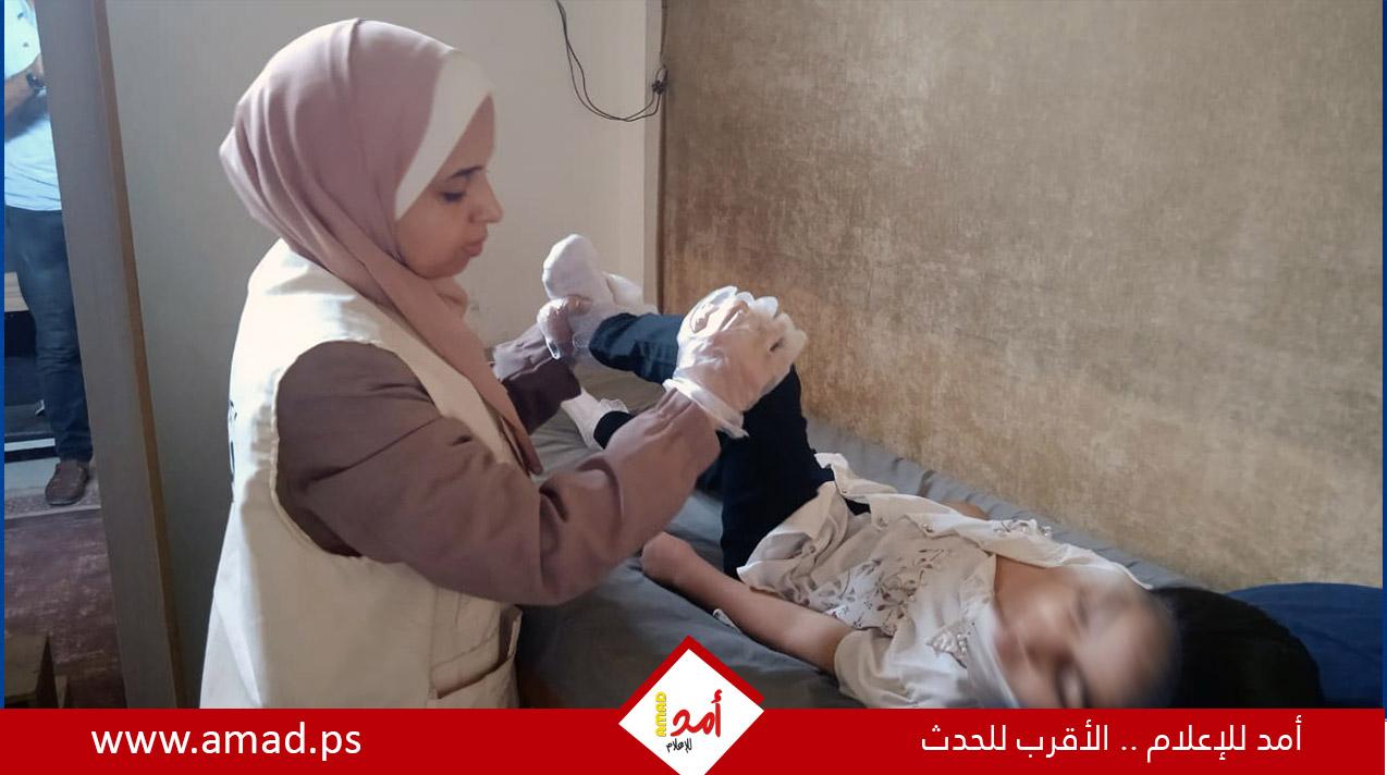 الجمعية الوطنية للتأهيل تواصل جلسات العلاج الطبيعي في دير البلح