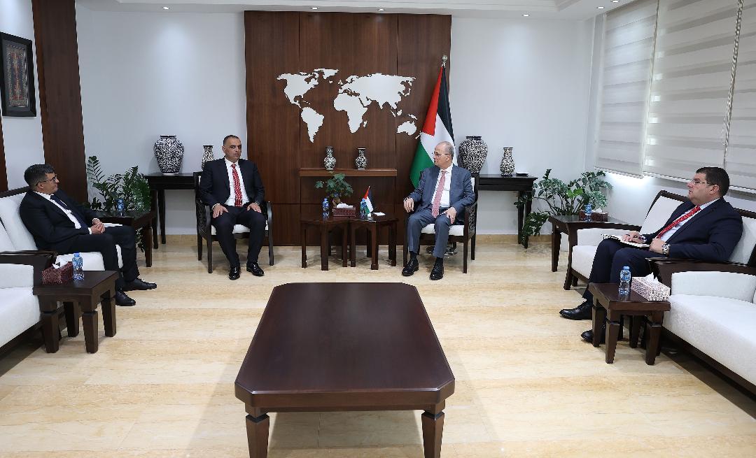 مصطفى يدعو الى تكثيف الجهود العربية والدولية لدعم القضية الفلسطينية