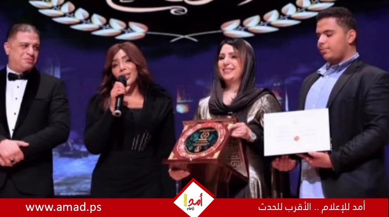اختيار الإعلامية نيدا زريق كأفضل شخصية إبداعية لخدمة الإنسانية في مهرجان "روائع" الدولي بالقاهرة