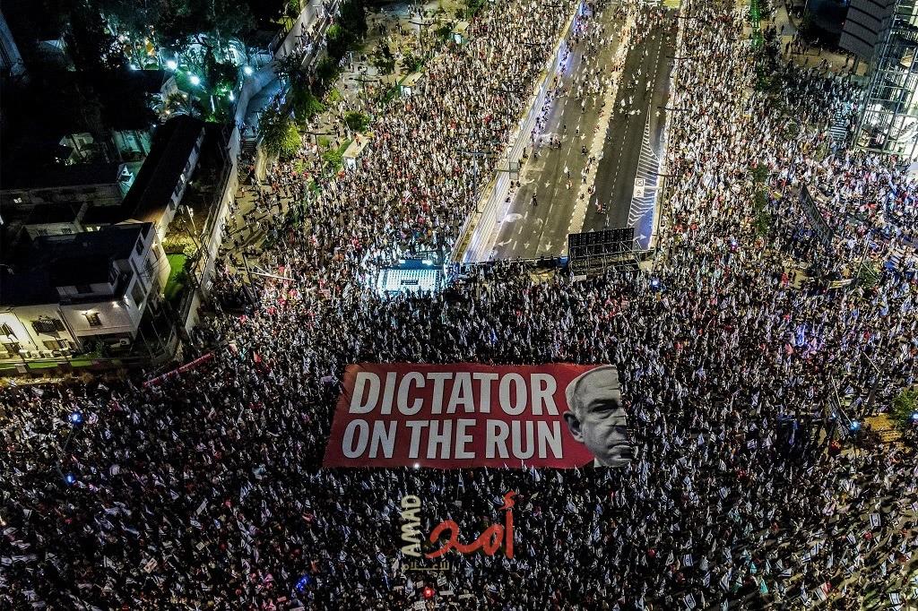 لابيد: "محادثات مع أطراف مختلفة بينها الليكود لإسقاط حكومة نتنياهو لانقاذ الدولة"