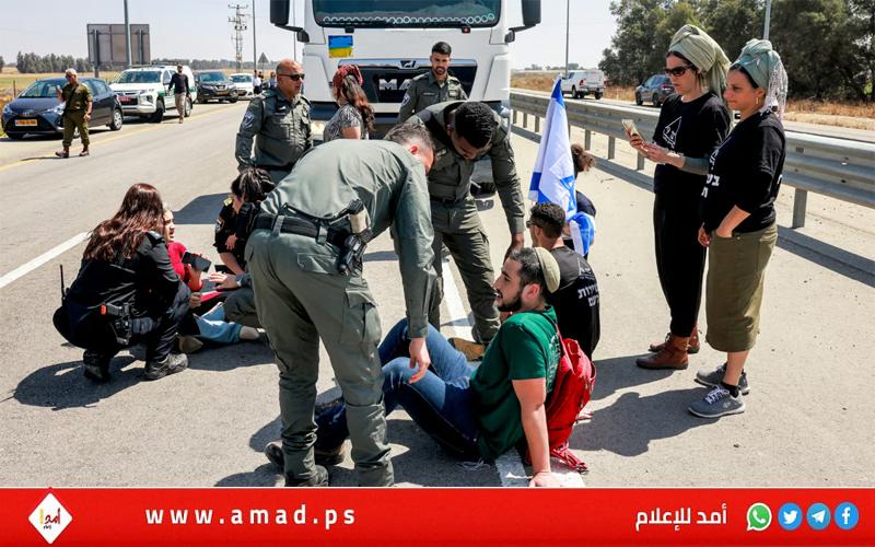 مجددا..إسرائيليون يعرقلون شاحنات المساعدات المتجهة إلى قطاع غزة- فيديو
