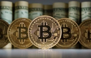 "بيتكوين" تستقر قرب مستوى 110 آلاف دولار وسط توقعات بخسائر شهرية
