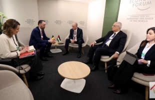 مصطفى يبحث مع وزير خارجية بلجيكا تطورات الأوضاع في فلسطين وإعمار غزة