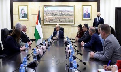 مع وفد برلماني بريطاني..مصطفى: إقامة دولة فلسطين هو الطريق الوحيد لإنهاء الصراع