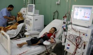 غزة: نفاد زيوت المولدات يهدد بتوقف أقسام حيوية بالمستشفيات